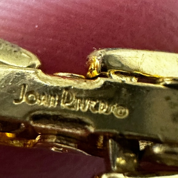 Vintage Joan Rivers Signed Red Enameled Gold Tone X Pattern Link Bracelet - Picture 2 of 9